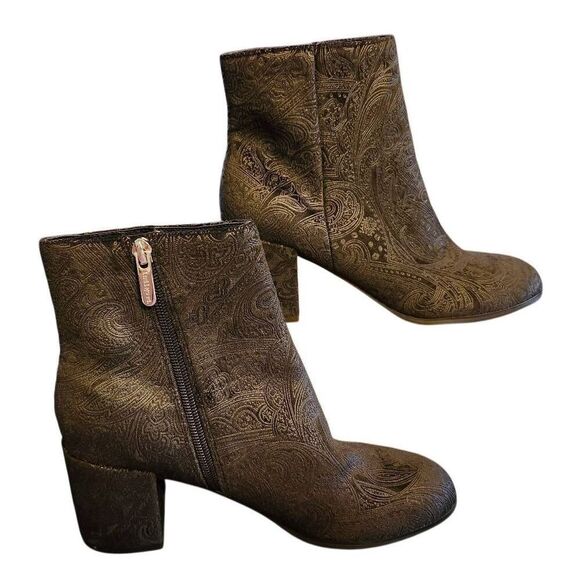 INDIGO RD NWT BOOTS BOOTIES SHOES BLACK SIDE ZIP SUEDE FEEL SZ 7.5 - Picture 1 of 4